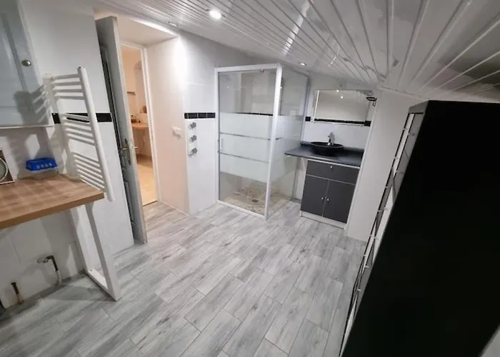 Agreable Maisonnette Entre Ocean Et Vignes Vensac